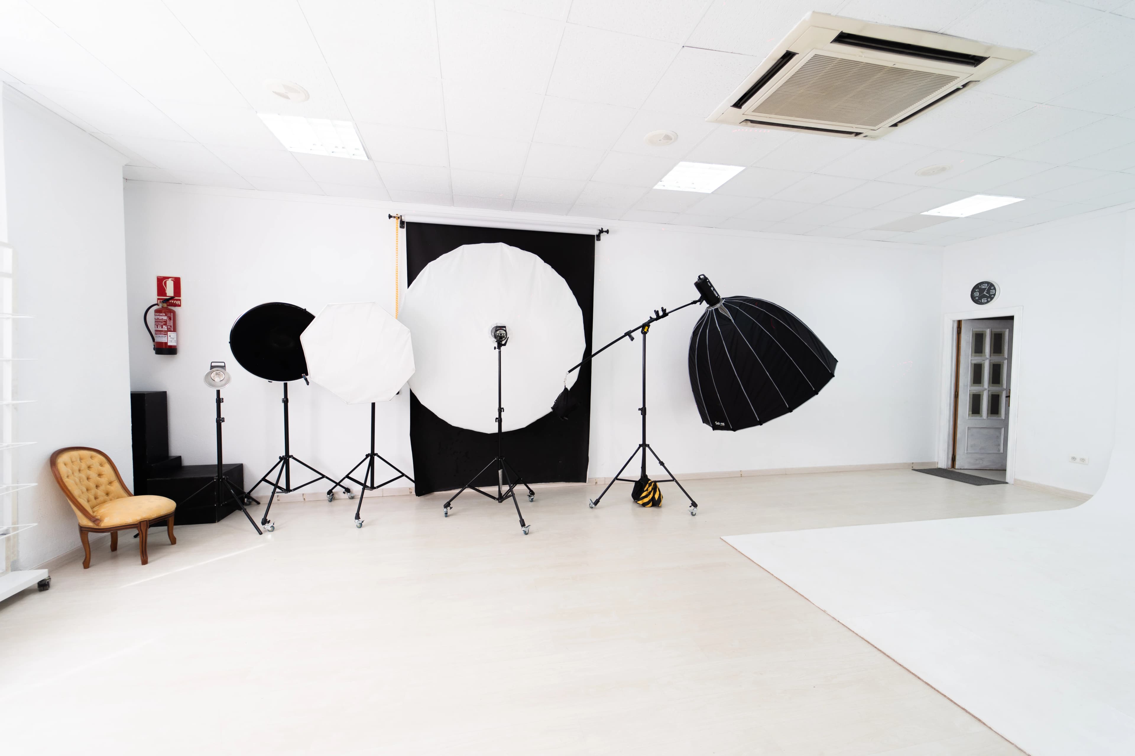 LVSN Studio Ciclorama Blanco — Perspectiva completa del estudio
